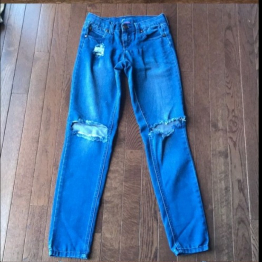 Riped Jean's